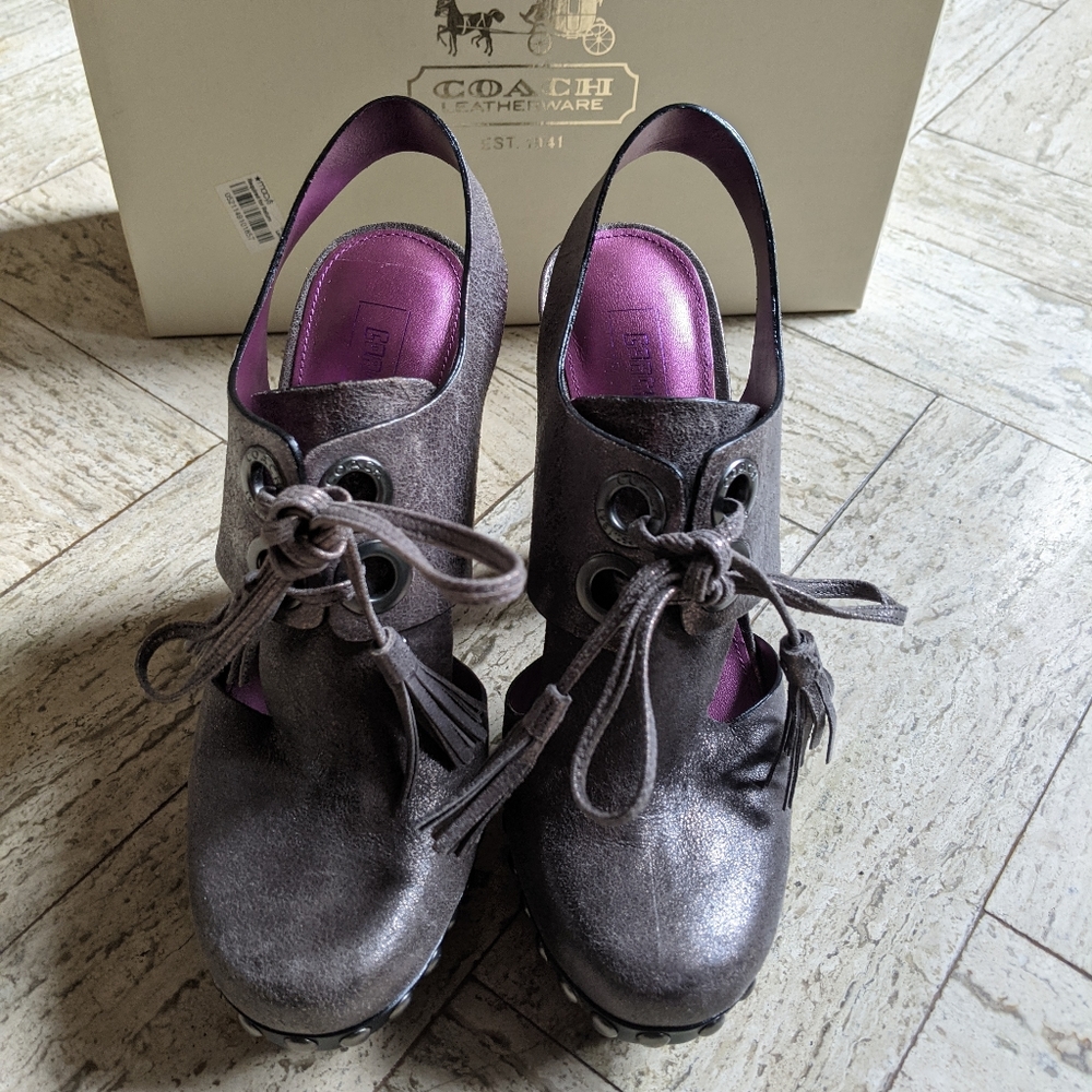 Coach Heels - Picture 5 of 12